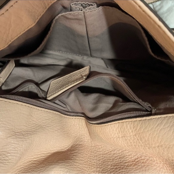 Marc Jacobs Natasha Q Crossbody with matching wallet - Picture 11 of 14